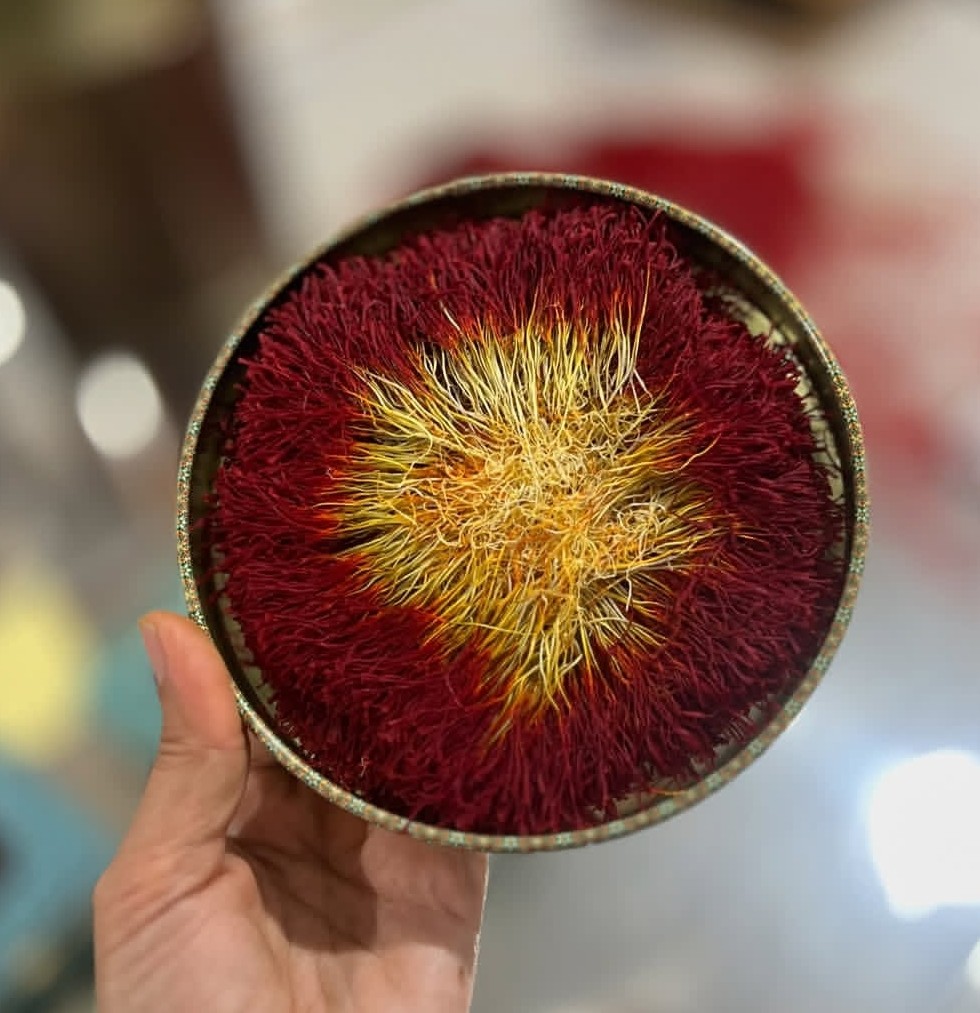 زعفران دخترپیچ